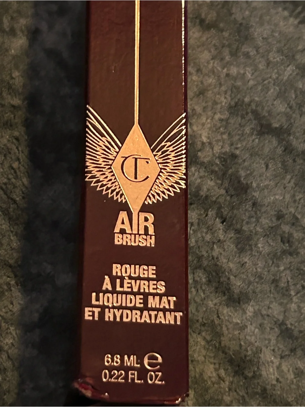 Charlotte Tilbury Air Brush Flawless Lip Blur. Color Flame Blur.